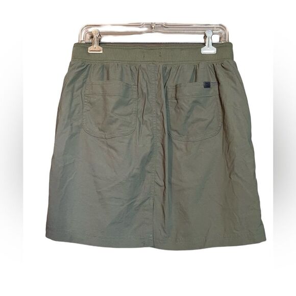 L.L.bean women vista camp skort in green - Picture 10 of 12